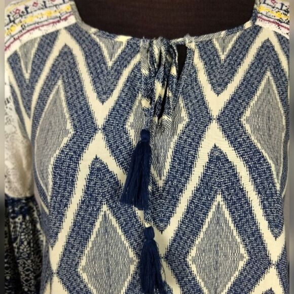 Flying Tomato lace bell sleeve boho top Small - Picture 8 of 10